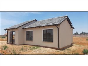3 Bed House in Raceway