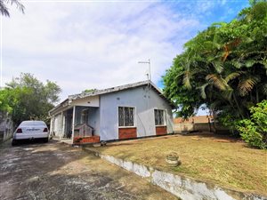 4 Bed House in Arena Park
