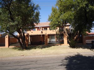 2 Bed Apartment in Riamarpark