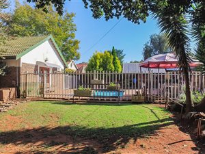 4 Bed House in Dennesig