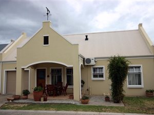 2 Bed House in Oudtshoorn