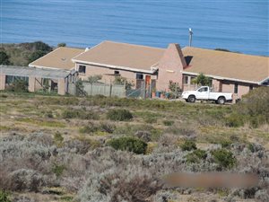17.5 ha Farm in Moquini Coastal Estate