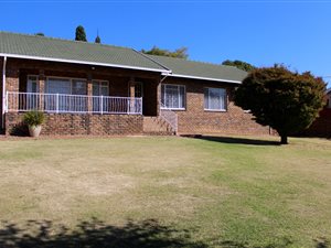 4 Bed House in Waterkloof Glen