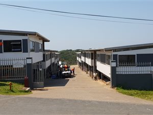 200 m² Commercial space in Park Rynie