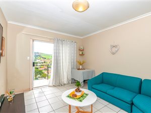 2 Bed Apartment in Somerset West Central