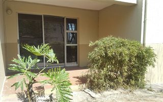 3 Bedroom Townhouse in Rembrandt Park