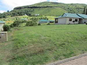700 m² Land available in Clarens Golf And Trout Estate
