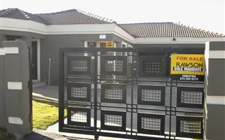 3 Bedroom House in Shalimar Ridge