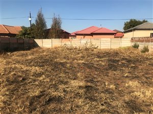 299 m² Land available in The Orchards