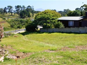 685 m² Land available in Herolds Bay