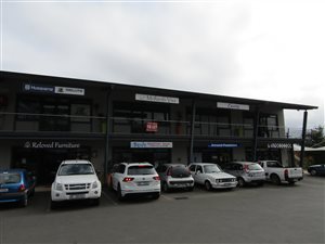 72 m² Retail Space in Pelham