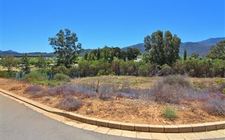 683 m² Land available in Robertson