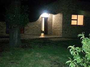 2 Bed House in Wentworth Park