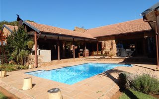 4 Bedroom House in Tijger Valley and surrounds