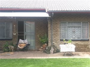 4 Bed House in Oos-Einde