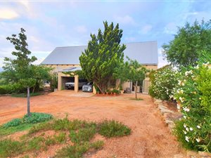 204 ha Farm in Robertson