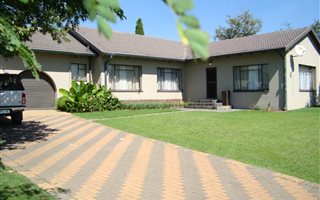 3 Bedroom House in Modelpark