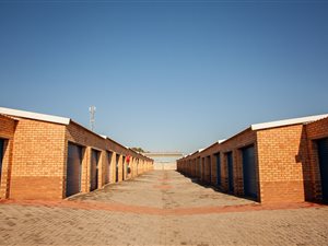 12 m² Commercial space in Willow Park Manor