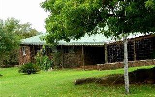 4 Bedroom House in Krokodilspruit