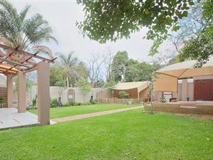 4 Bed House in Highlands North