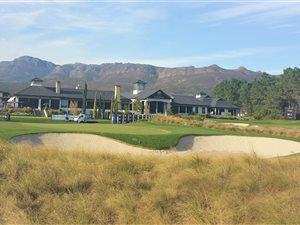 1760 m² Land available in Pearl Valley
