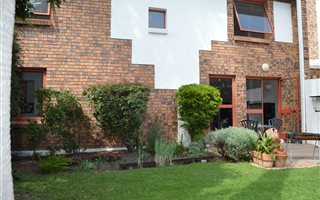 2 Bedroom Duplex in Fourways