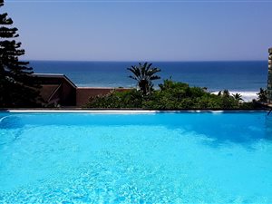 6 Bedroom House in Zinkwazi Beach