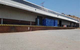 3007 m² Industrial space in Sunnyrock
