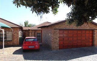 3 Bedroom Townhouse in North Riding