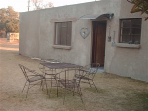 Bachelor apartment in Riversdale