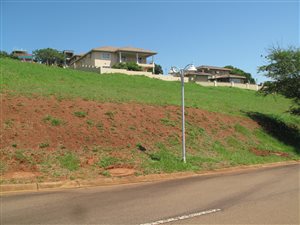 599 m² Land available in Illovo Beach