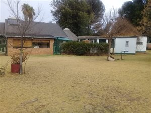 9000 ha Smallholding in Nortons Home Estate