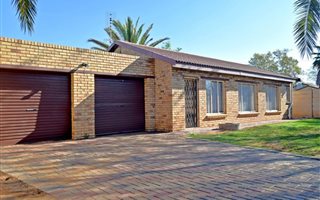 3 Bedroom House in Fauna