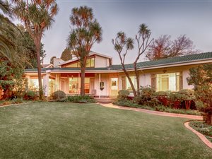 4 Bed House in Dowerglen