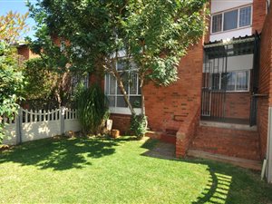 4 Bed Townhouse in La Montagne