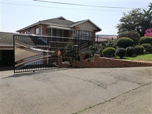 5 Bed House in Dunveria