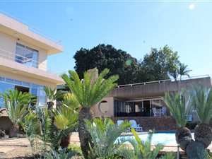 6 Bed House in Paarl