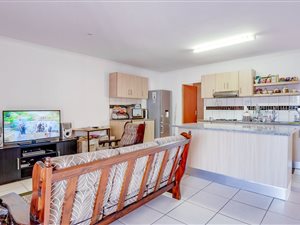 5 Bed House in Sydenham