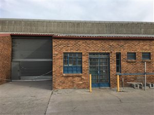 425 m² Industrial space in Airport Industria