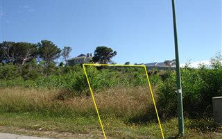 1582 m² Land available in Robberg Ridge