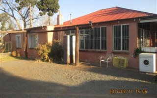 4.7 ha Farm in Estoire