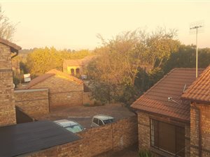 3 Bed Townhouse in Hennopspark