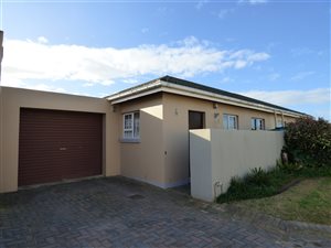 2 Bed Townhouse in Port Alfred