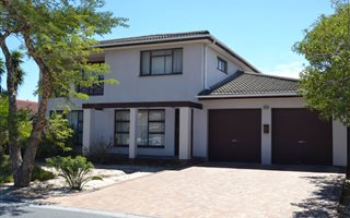 4 Bedroom House in Kuilsriver