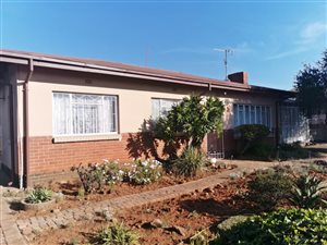 3 Bed House in Boltonia
