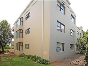 3 Bed Apartment in Lynnwood Ridge