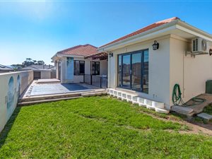 3 Bed House in Dennegeur