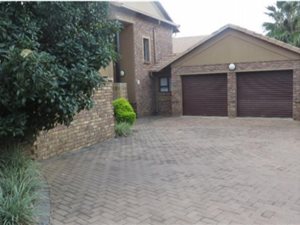 3 Bed Townhouse in Monavoni