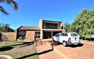 4 Bedroom House in Welgelegen