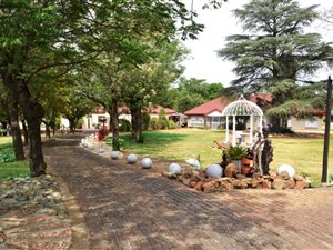 15 Bed House in Rispark